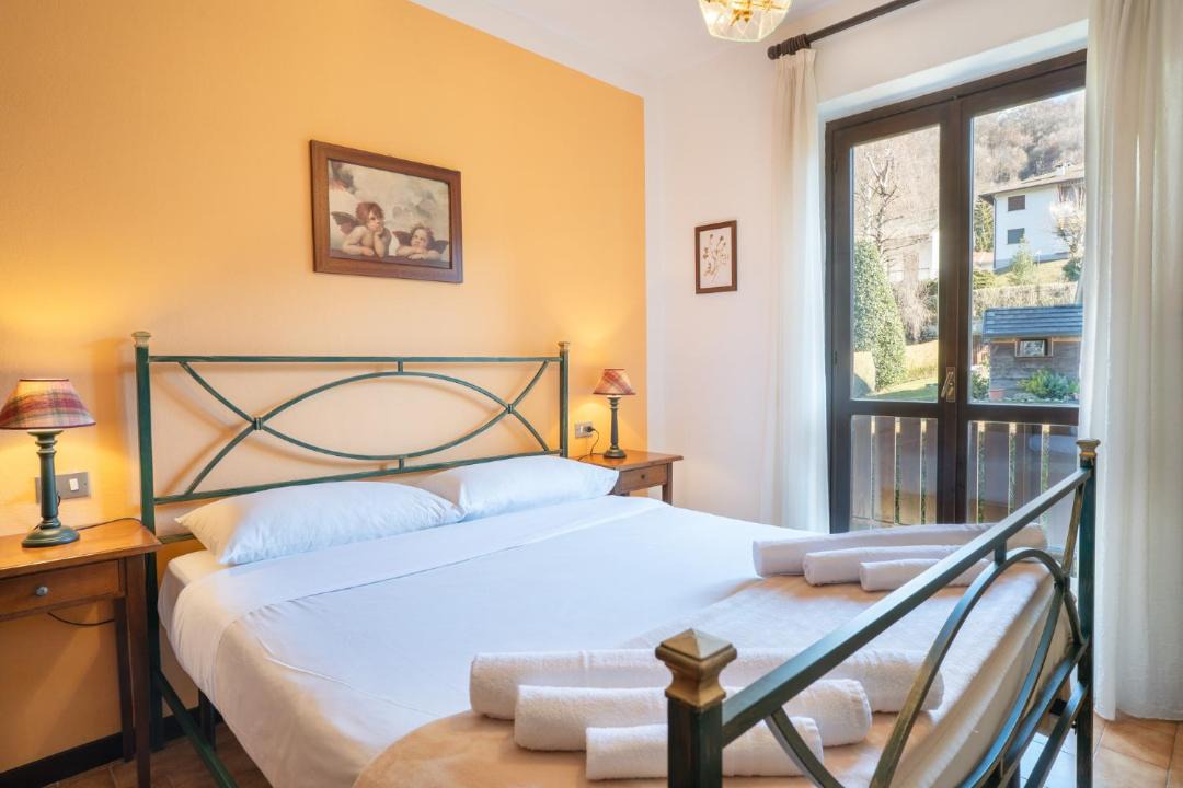 Photo of Bedroom in Cassina Valsassina