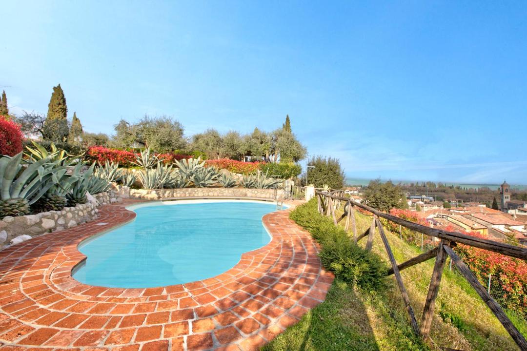 Photo of Patio Balcony in Padenghe sul Garda