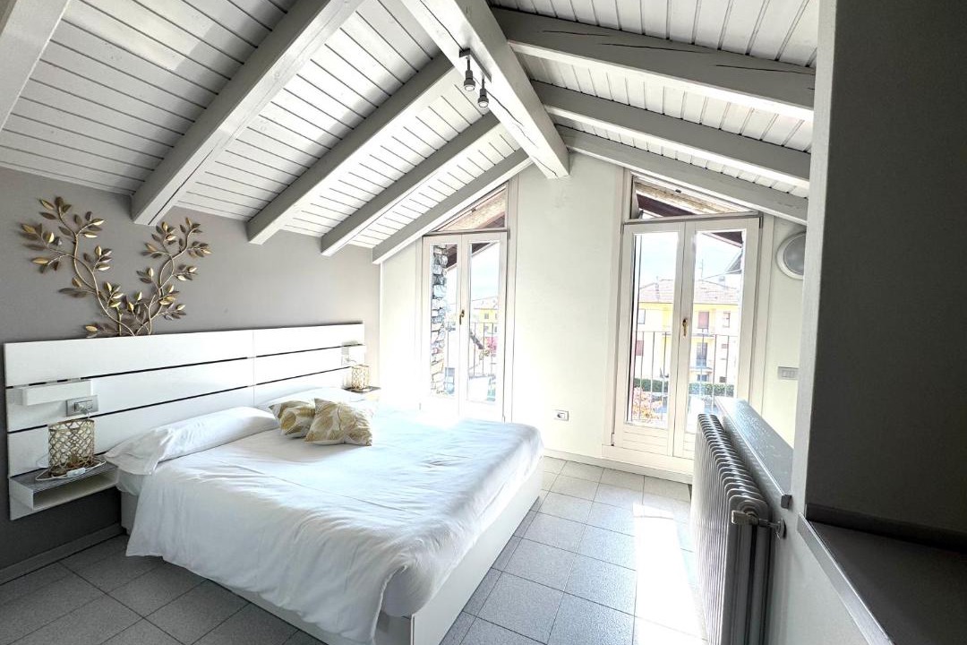 Photo of Bedroom in Dongo