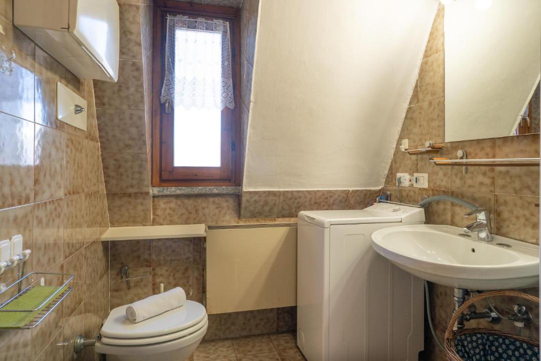Photo of Bathroom in Maggio