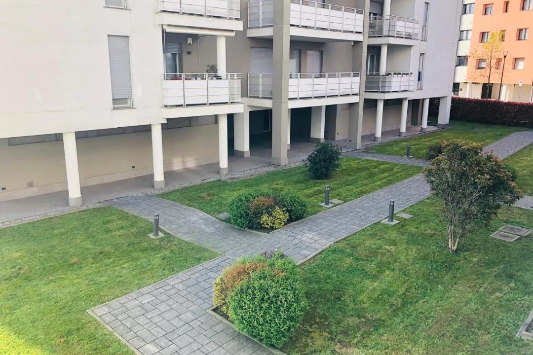 Photo of Others in Pero