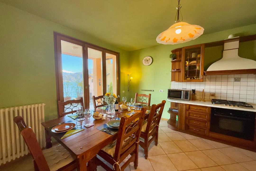 Photo of Kitchen in Calozzo