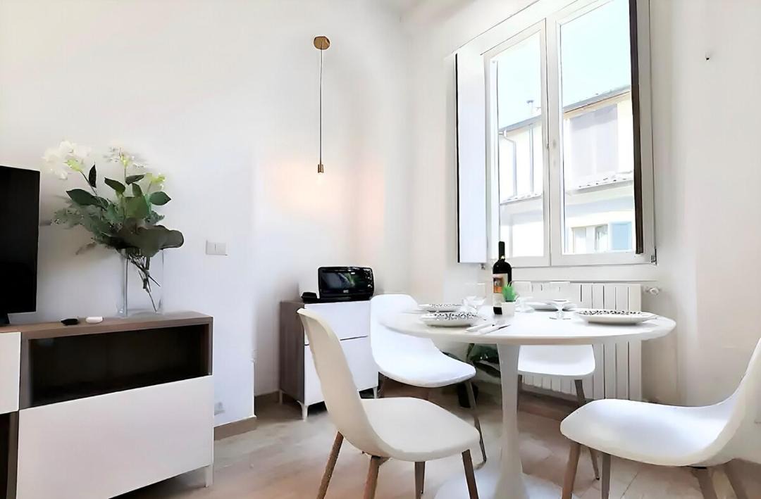 Photo of Livingroom in Tricolore