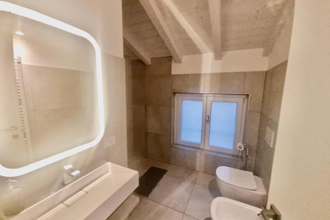 Photo of Bathroom in Carate Urio