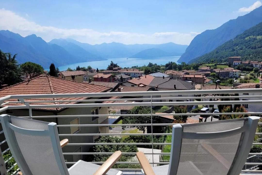 Photo of Patio Balcony in Solto Collina