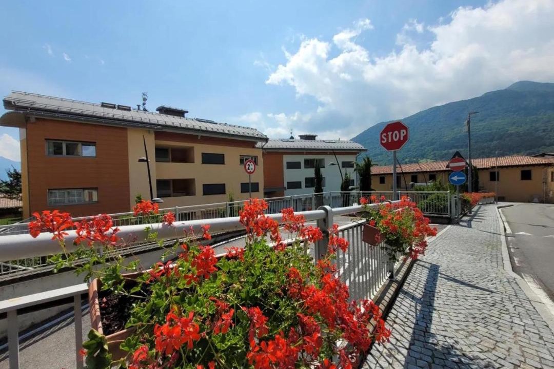 Photo of Others in Solto Collina