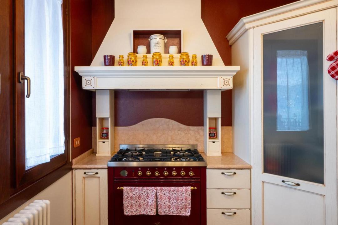 Photo of Kitchen in Ossimo