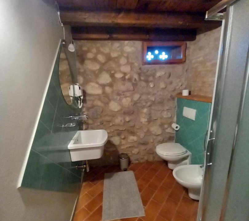 Photo of Bathroom in Monzambano