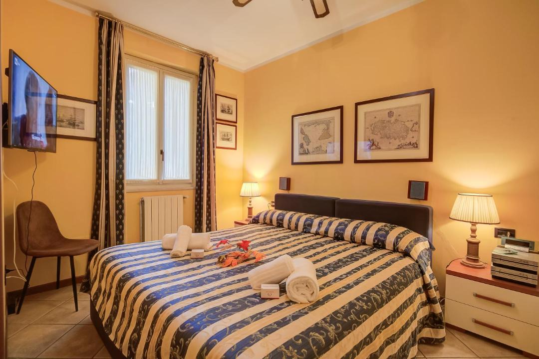 Photo of Bedroom in Gardone Riviera