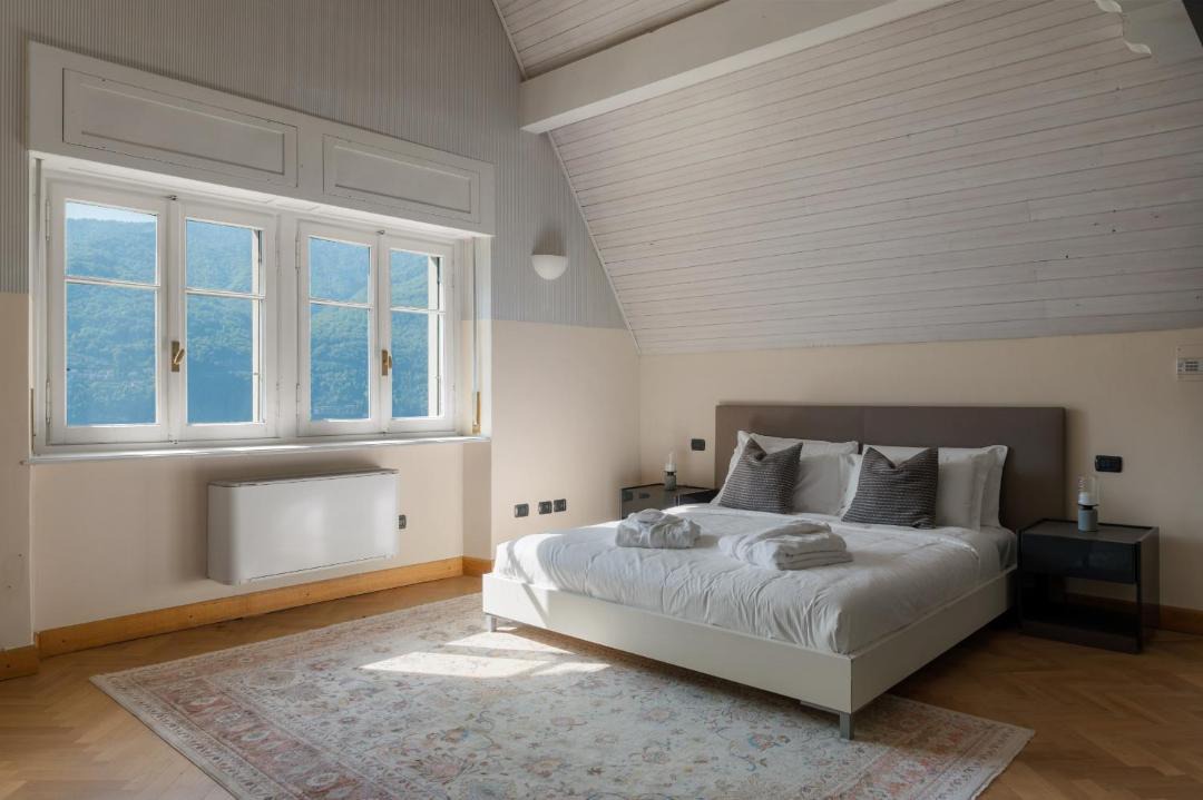 Photo of Bedroom in Laglio