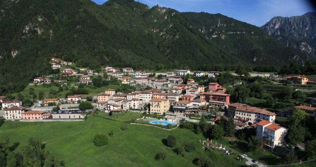 Photo of Buildings in Vesio