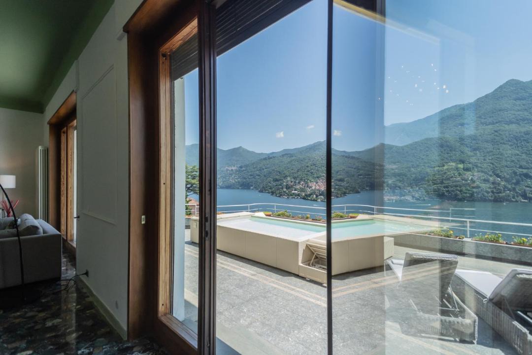 Photo of Others in Moltrasio