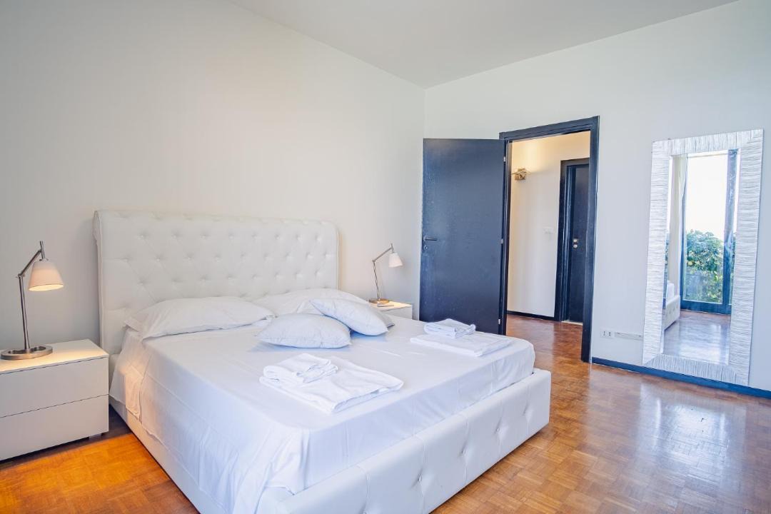 Photo of Bedroom in Desenzano del Garda