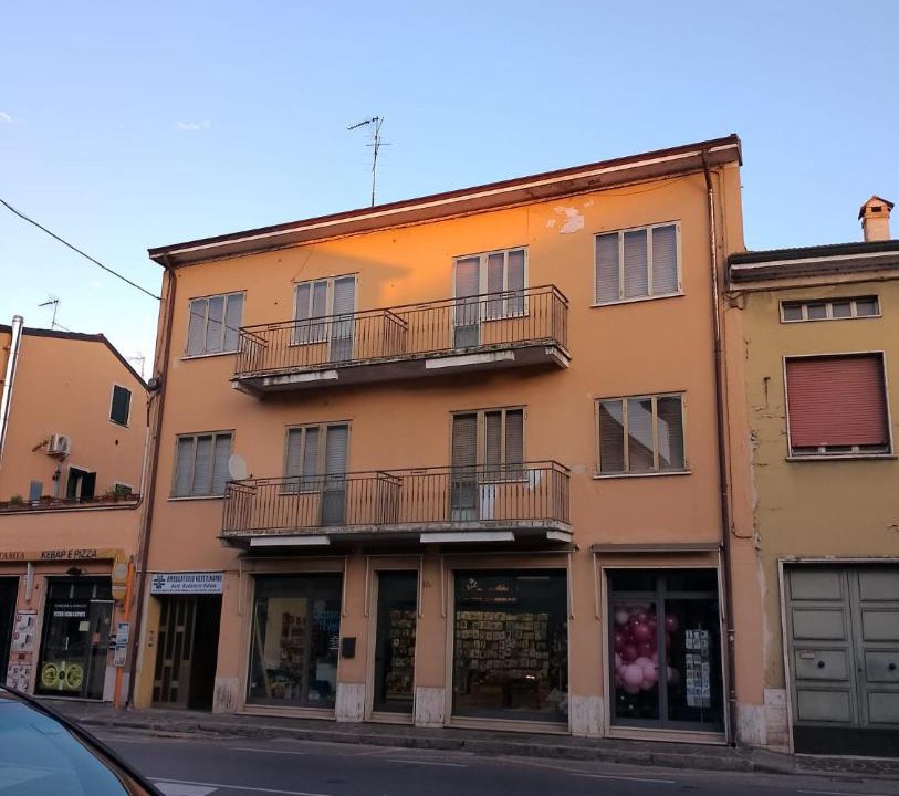 Photo of Others in Mantua