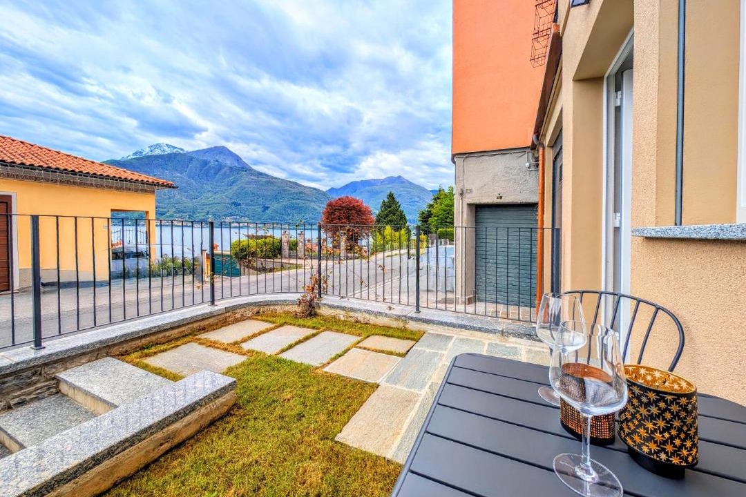 Photo of Patio Balcony in Calozzo
