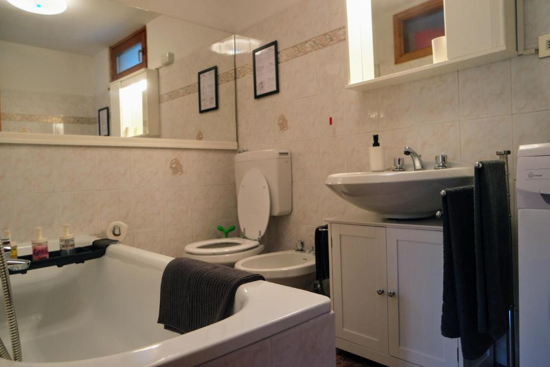 Photo of Bathroom in Carlazzo