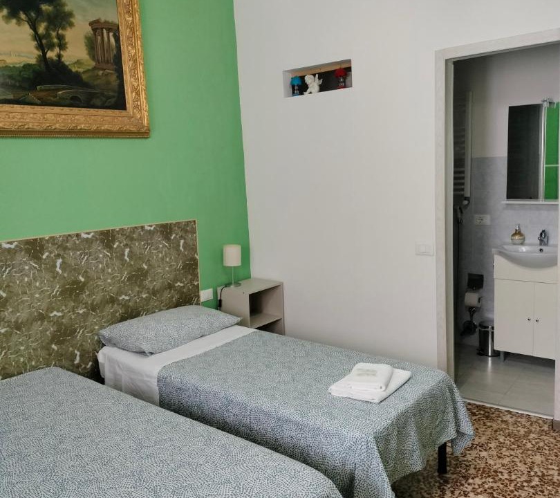 Photo of Bedroom in Pero