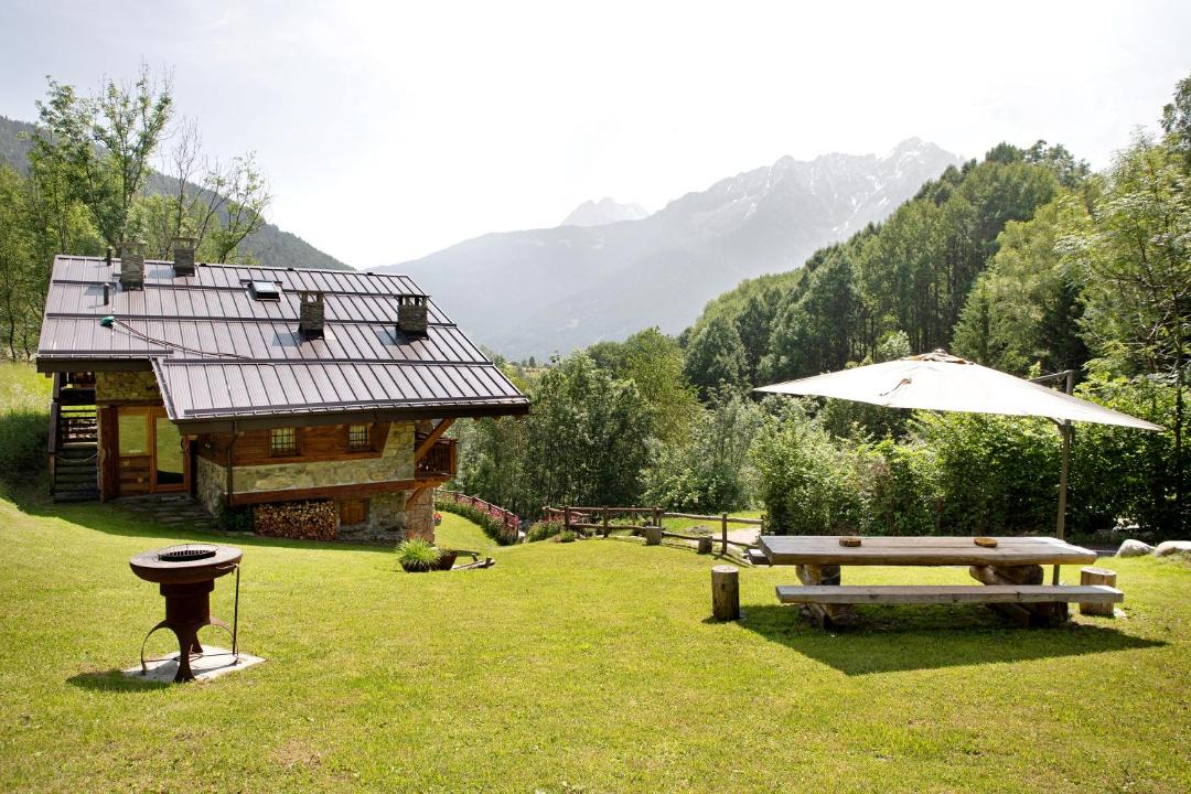 Photo of Others in Monno