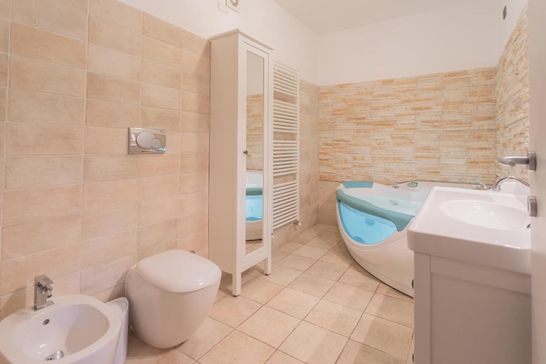 Photo of Bathroom in Torno