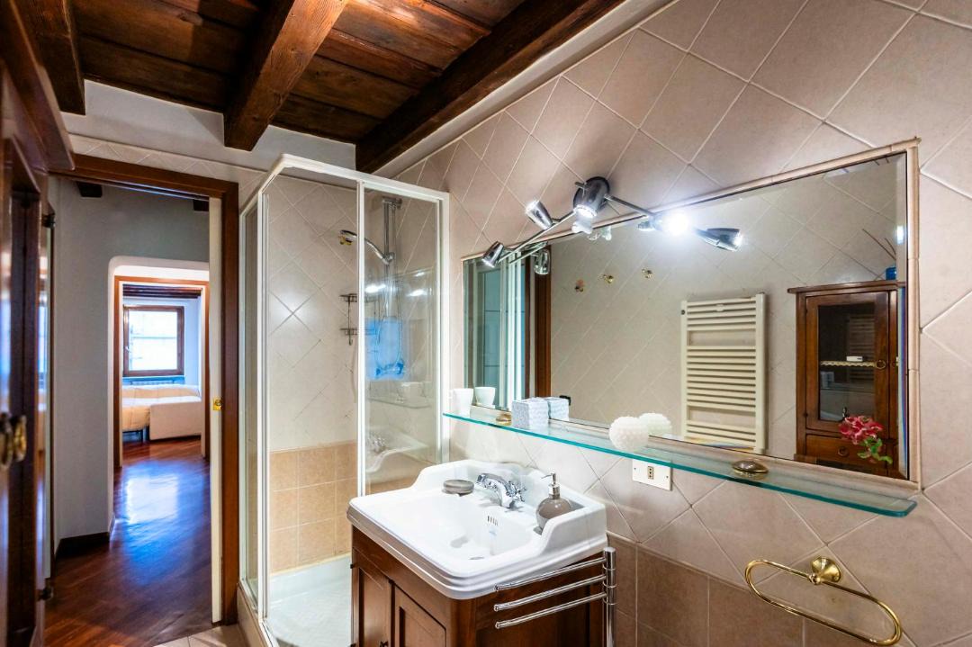 Photo of Bathroom in Borgo San Leonardo