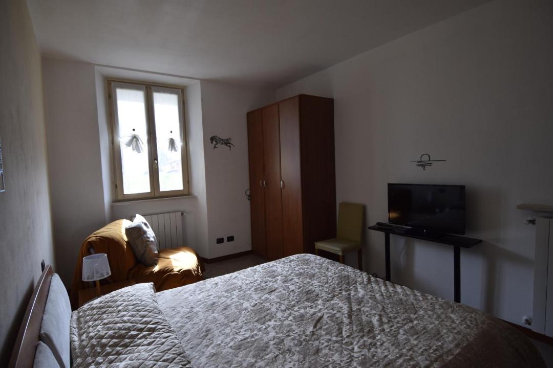 Photo of Bedroom in Angera