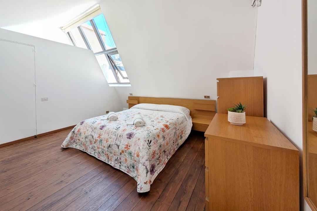 Photo of Bedroom in Crema