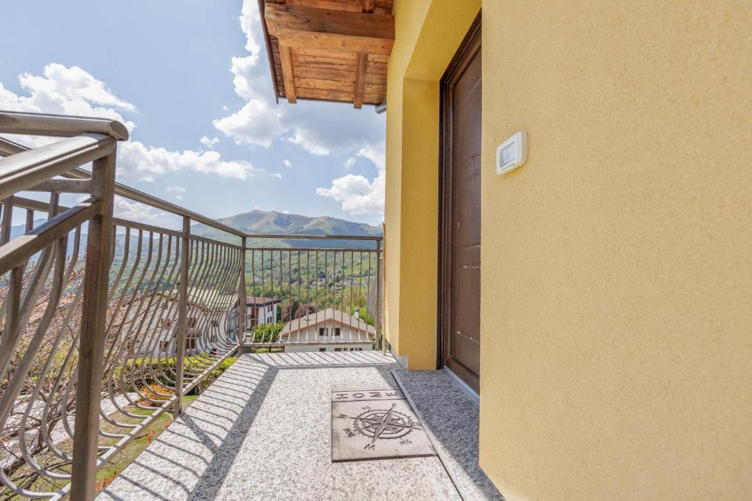 Photo of Patio Balcony in Centro Valle Intelvi
