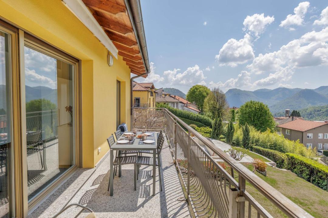 Photo of Patio Balcony in Centro Valle Intelvi