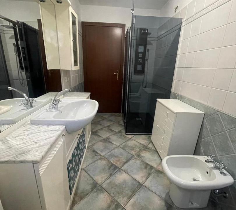 Photo of Bathroom in Rho