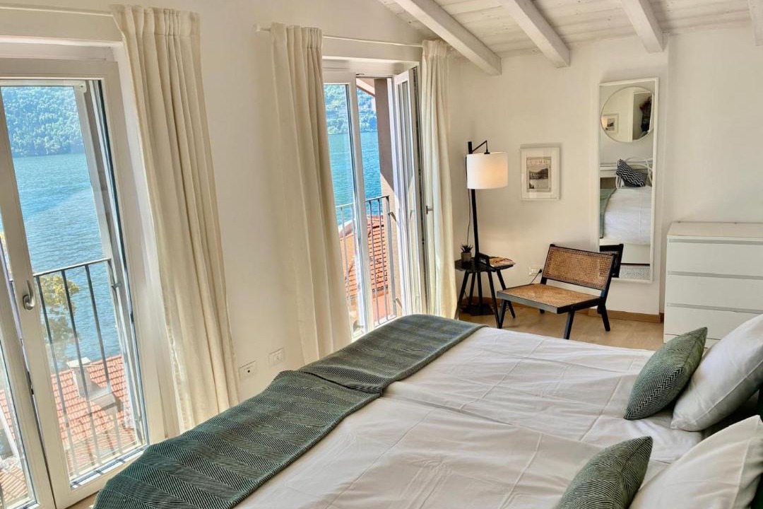 Photo of Bedroom in Carate Urio