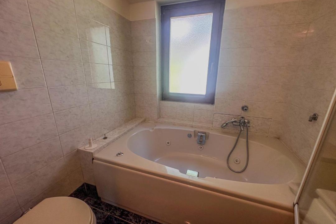 Photo of Bathroom in Dorio