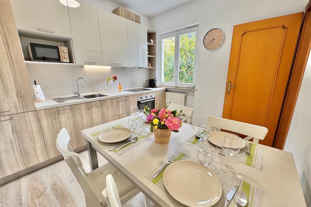 Photo of Kitchen in Tronzano Lago Maggiore