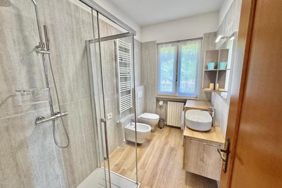 Photo of Bathroom in Tronzano Lago Maggiore