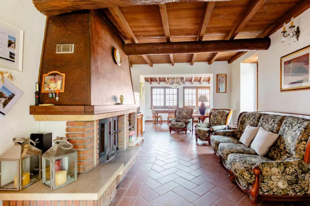 Photo of Livingroom in Montecalvo Versiggia