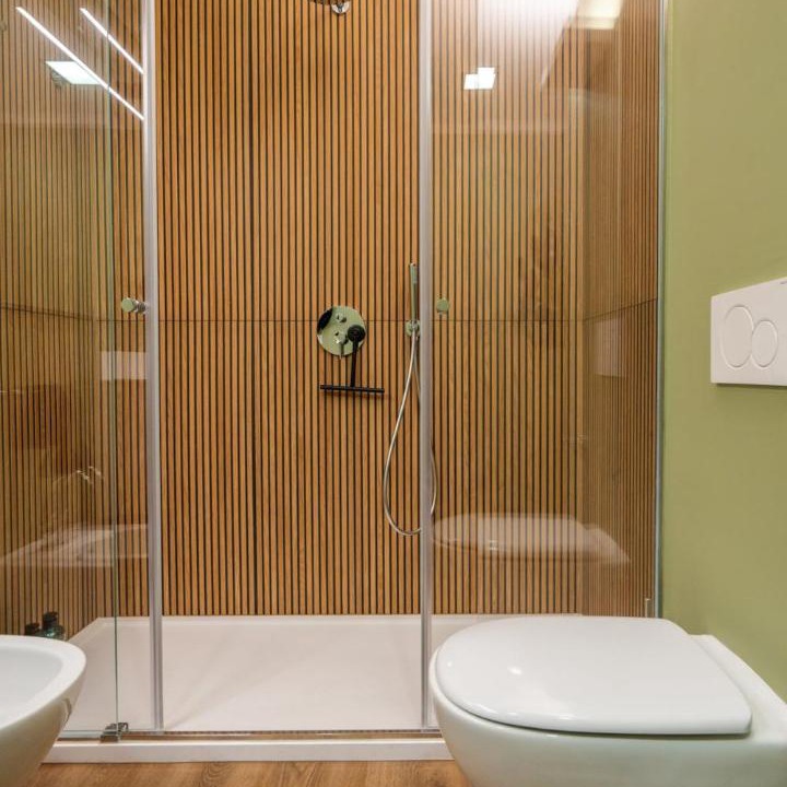 Photo of Bathroom in Tricolore