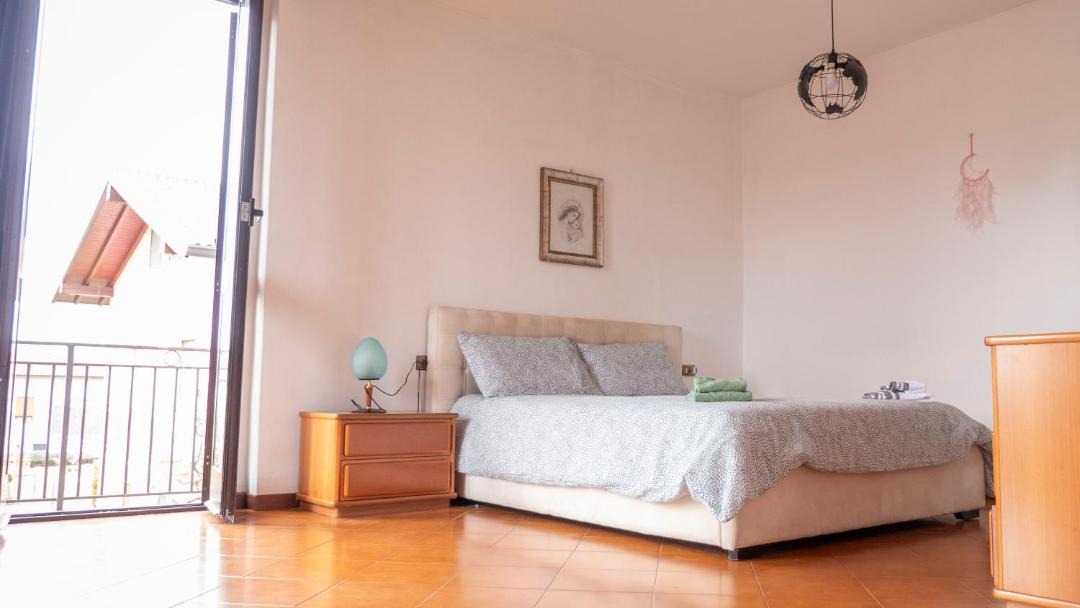 Photo of Bedroom in Angera