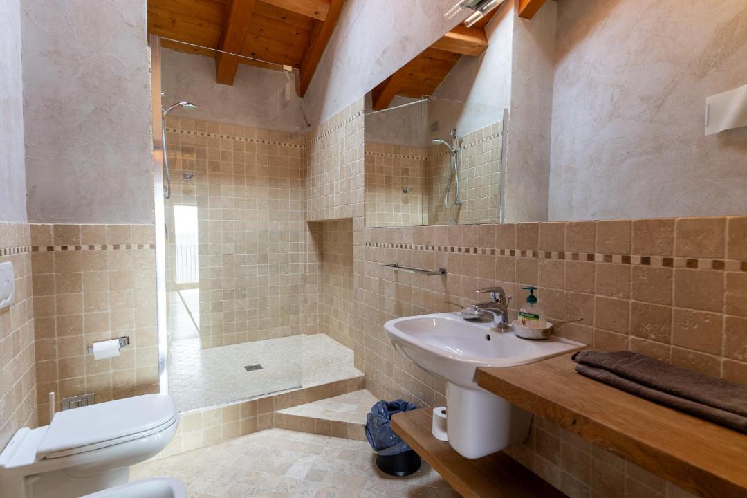 Photo of Bathroom in Scanzorosciate