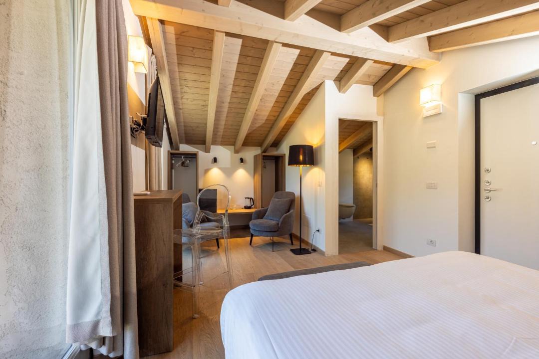 Photo of Bedroom in Sondrio