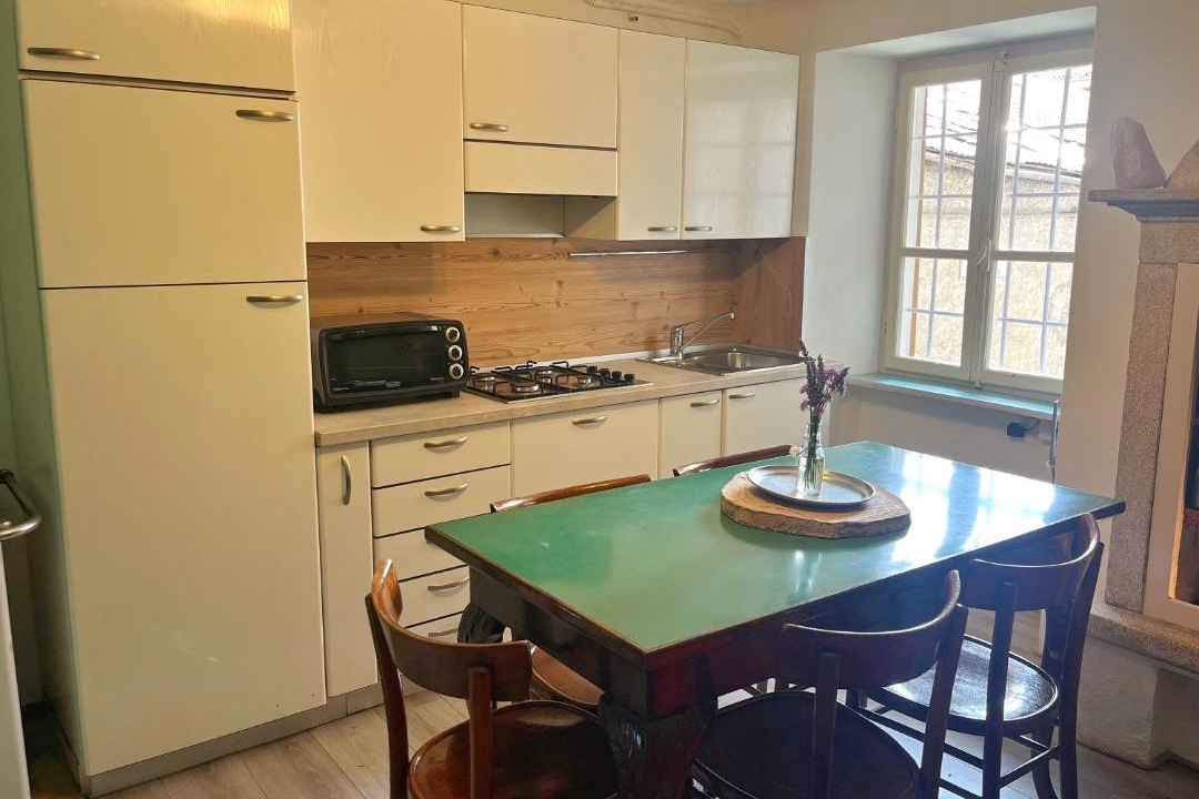 Photo of Kitchen in Berzo Demo