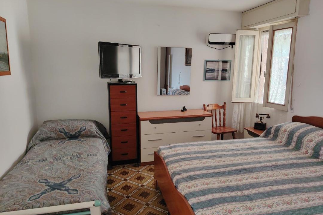 Photo of Bedroom in Peia