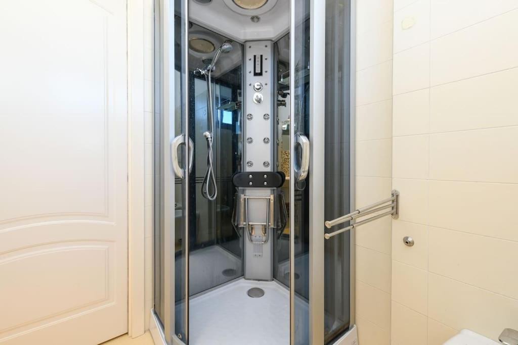 Photo of Bathroom in Picedo