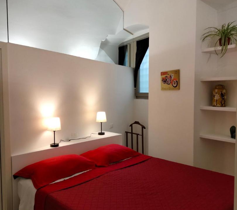 Photo of Bedroom in Lovere Old Town