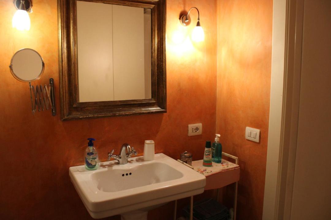 Photo of Bathroom in Zona Lancetti