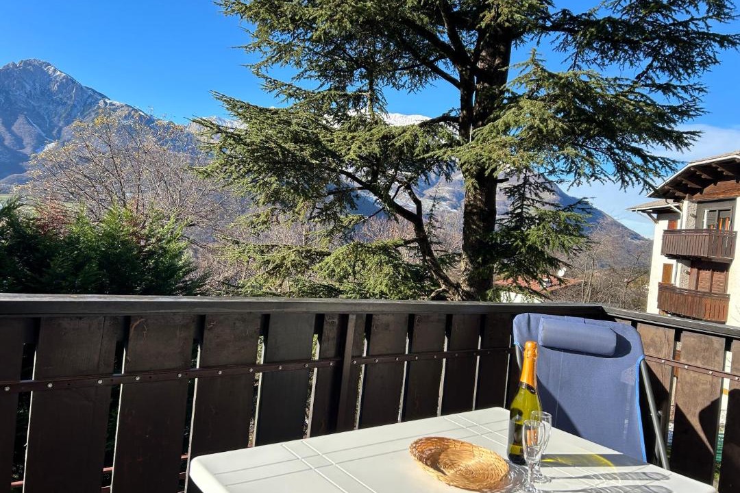 Photo of Patio Balcony in Cremeno
