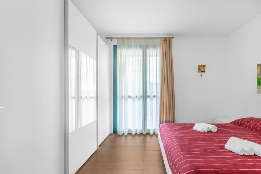 Photo of Bedroom in Iseo