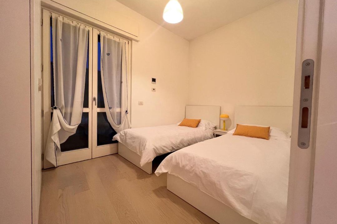 Photo of Bedroom in Magenta