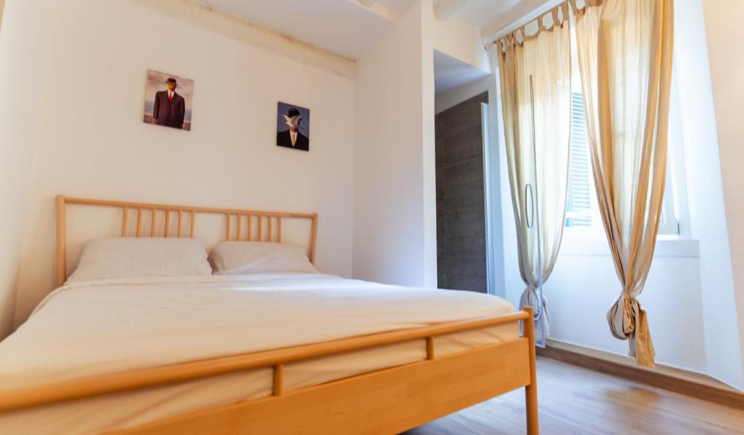 Photo of Bedroom in Lecco