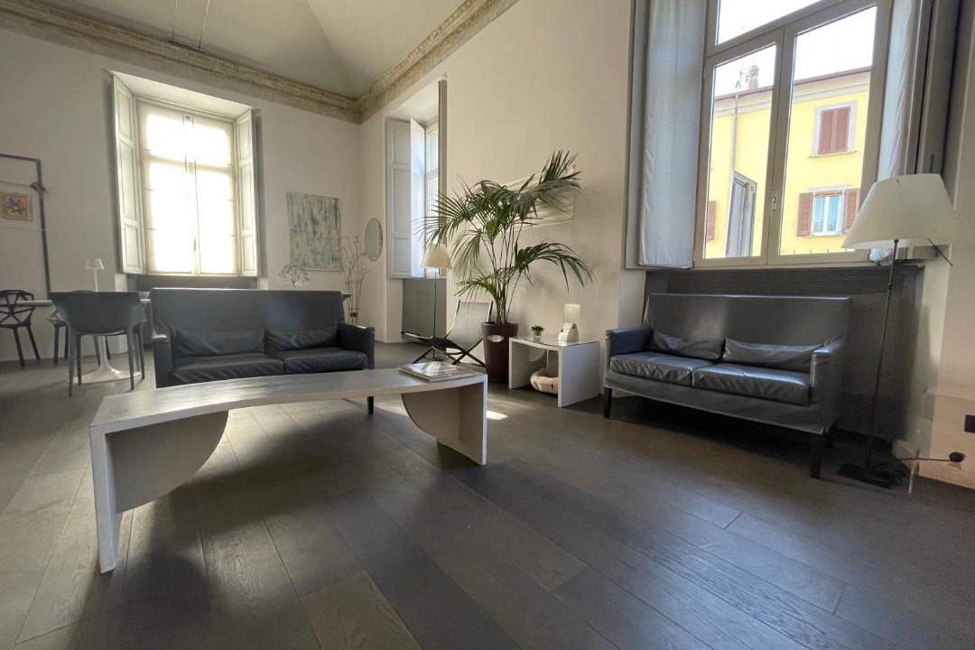 Photo of Livingroom in Downtown