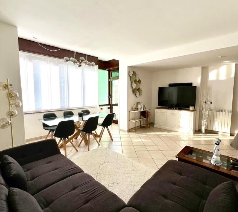 Photo of Livingroom in Precotto