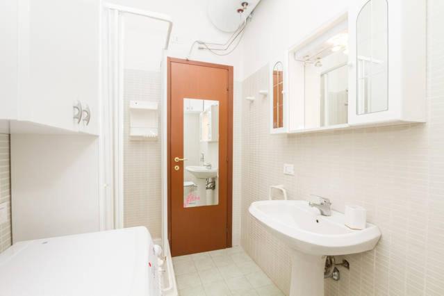 Photo of Bathroom in Centro Direzionale